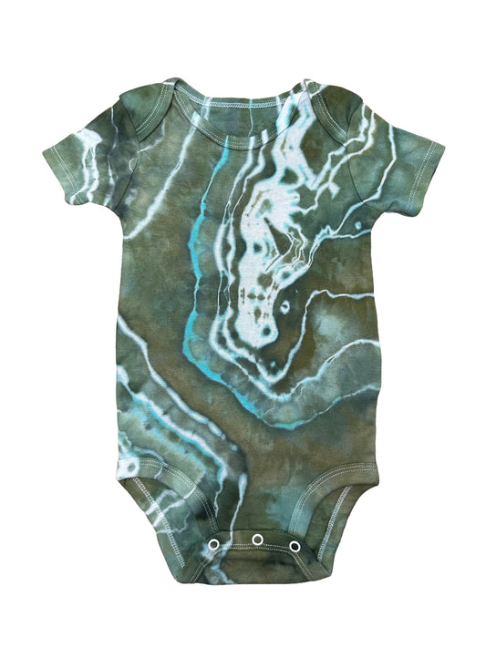 short sleeve onesie 9-12mo