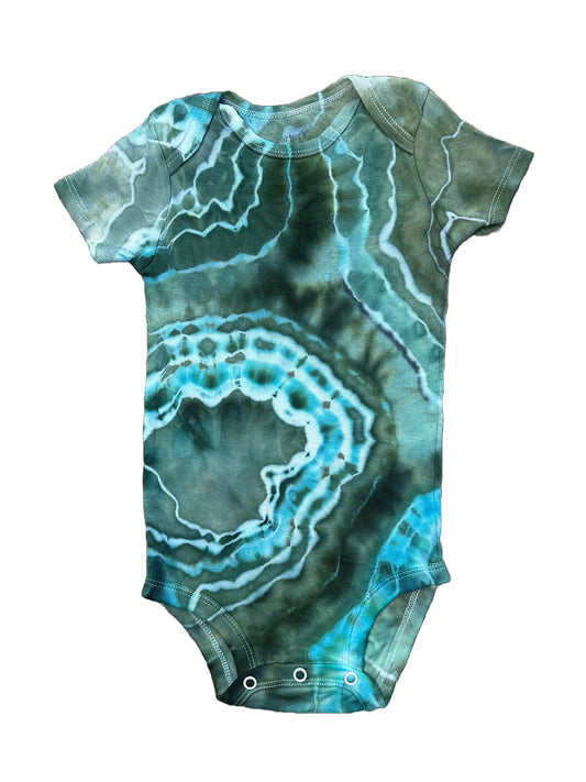 short sleeve onesie 9-12mo