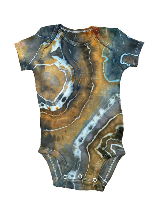 short sleeve onesie 3-6mo