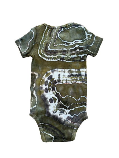 short sleeve onesie 18-24mo